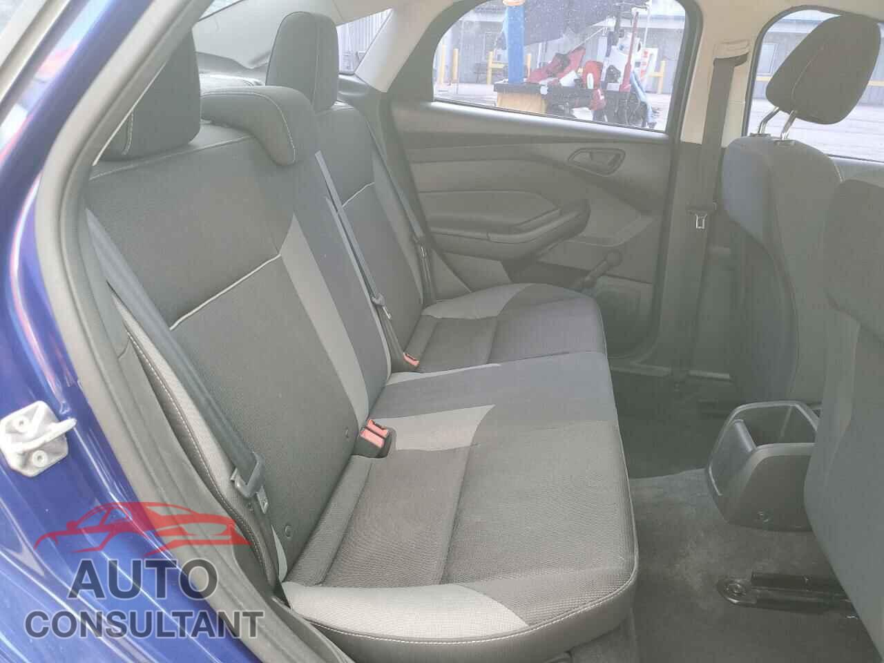 FORD FOCUS 2012 - 1FAHP3E21CL267960