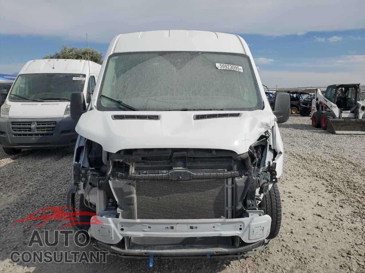 FORD TRANSIT 2023 - 1FTBR2C8XPKC00572