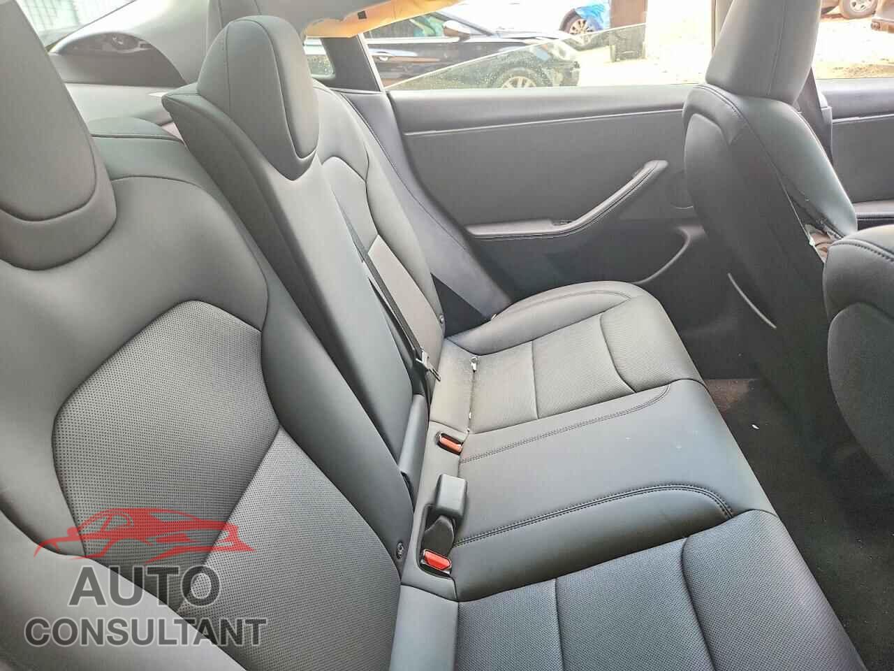 TESLA MODEL 3 2026 - 5YJ3E1EA4TF147501