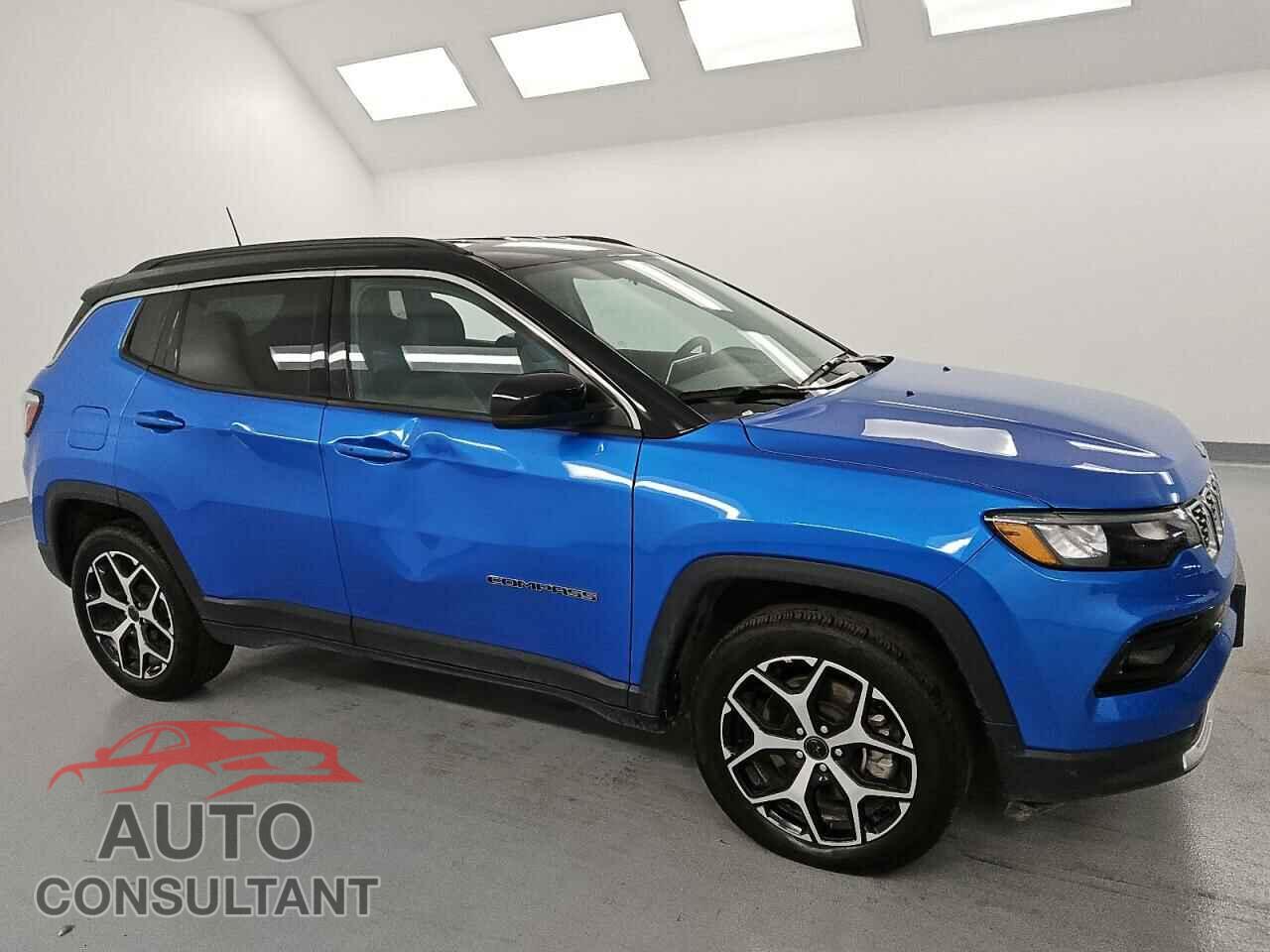 JEEP COMPASS 2025 - 3C4NJDCN3ST525903