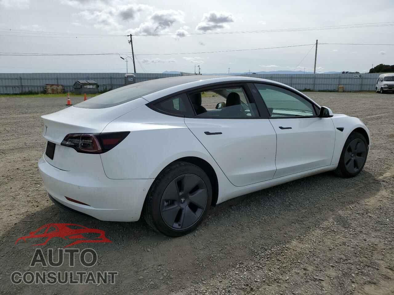 TESLA MODEL 3 2022 - 5YJ3E1EA3NF102732