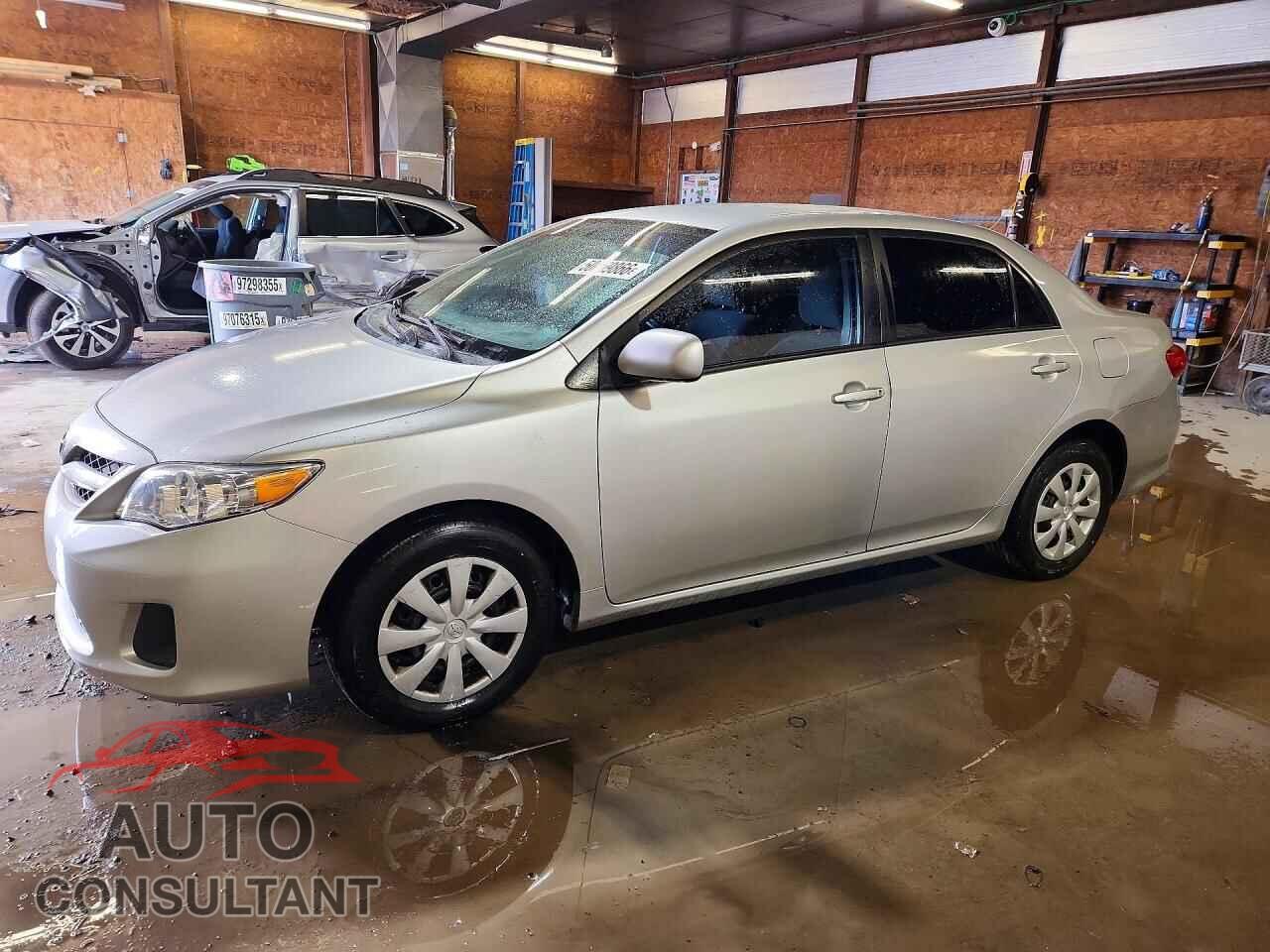 TOYOTA COROLLA 2011 - 2T1BU4EE6BC577357