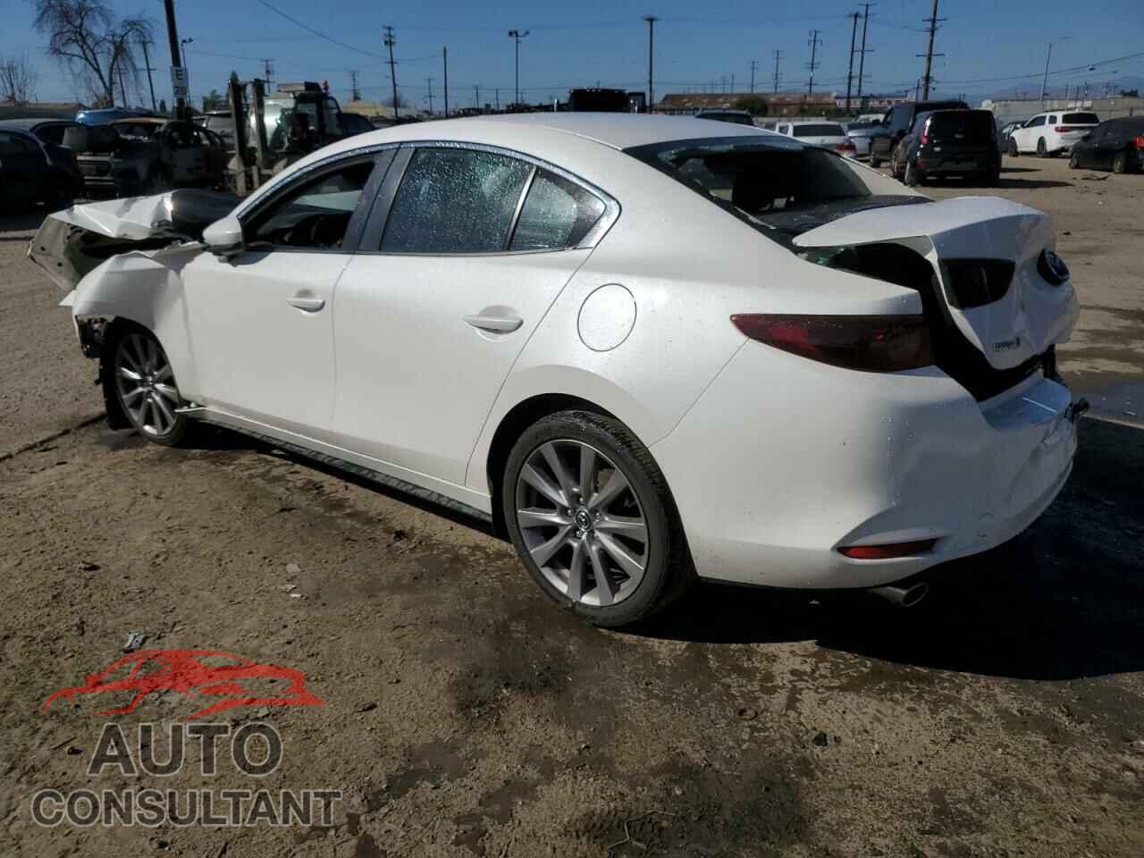 MAZDA 3 2021 - JM1BPACL6M1328376