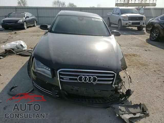 AUDI A8 2013 - WAURGAFD1DN000663
