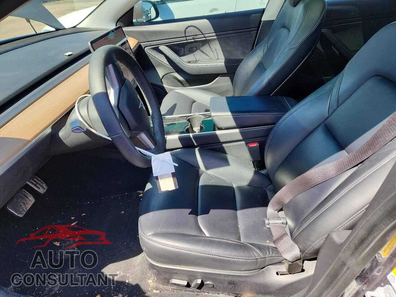 TESLA MODEL 3 2020 - 5YJ3E1EB3LF643284