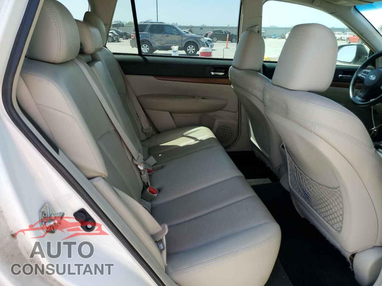 SUBARU OUTBACK 2013 - 4S4BRDKC8D2229528