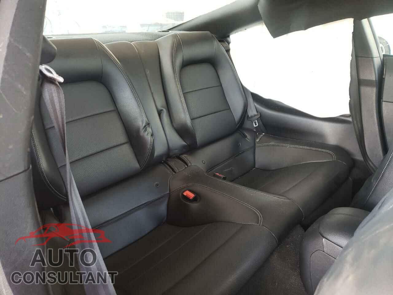 FORD MUSTANG 2019 - 1FA6P8TH6K5172017