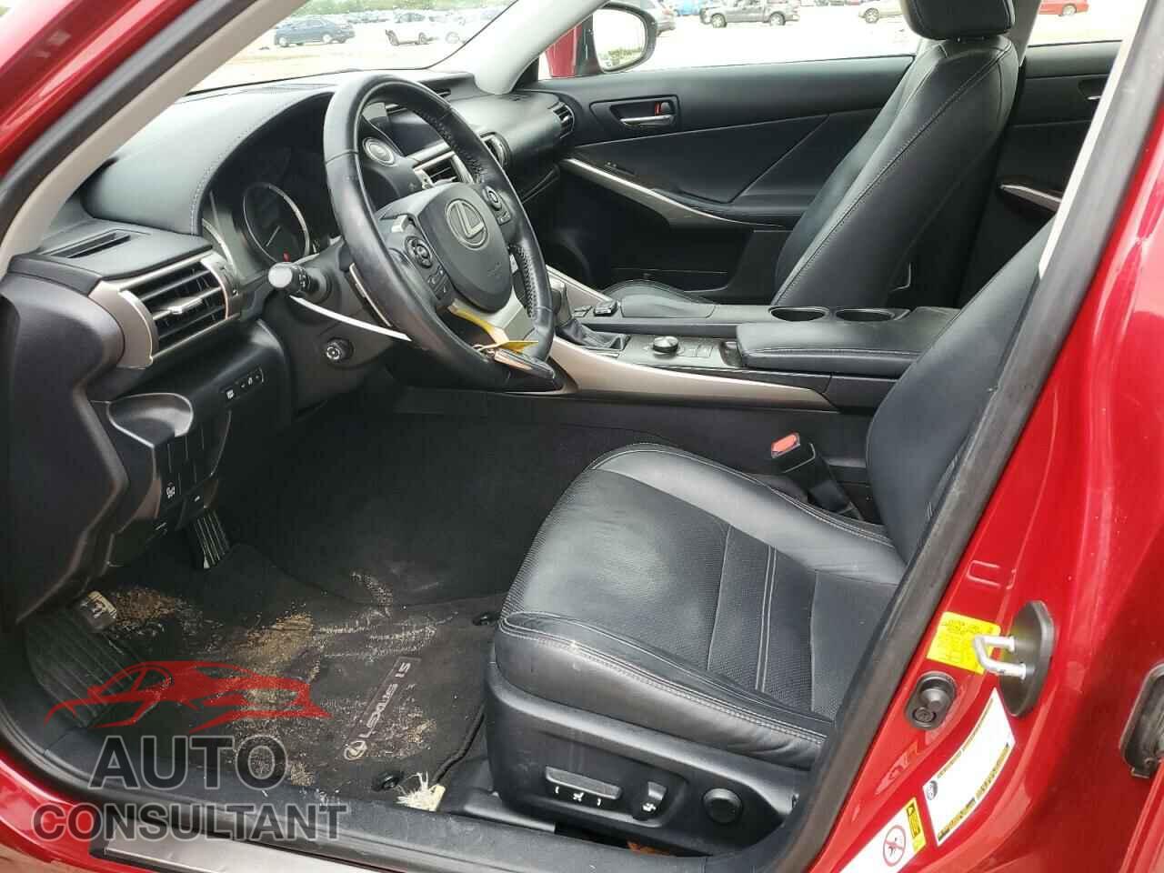 LEXUS IS 2015 - JTHCF1D26F5019109