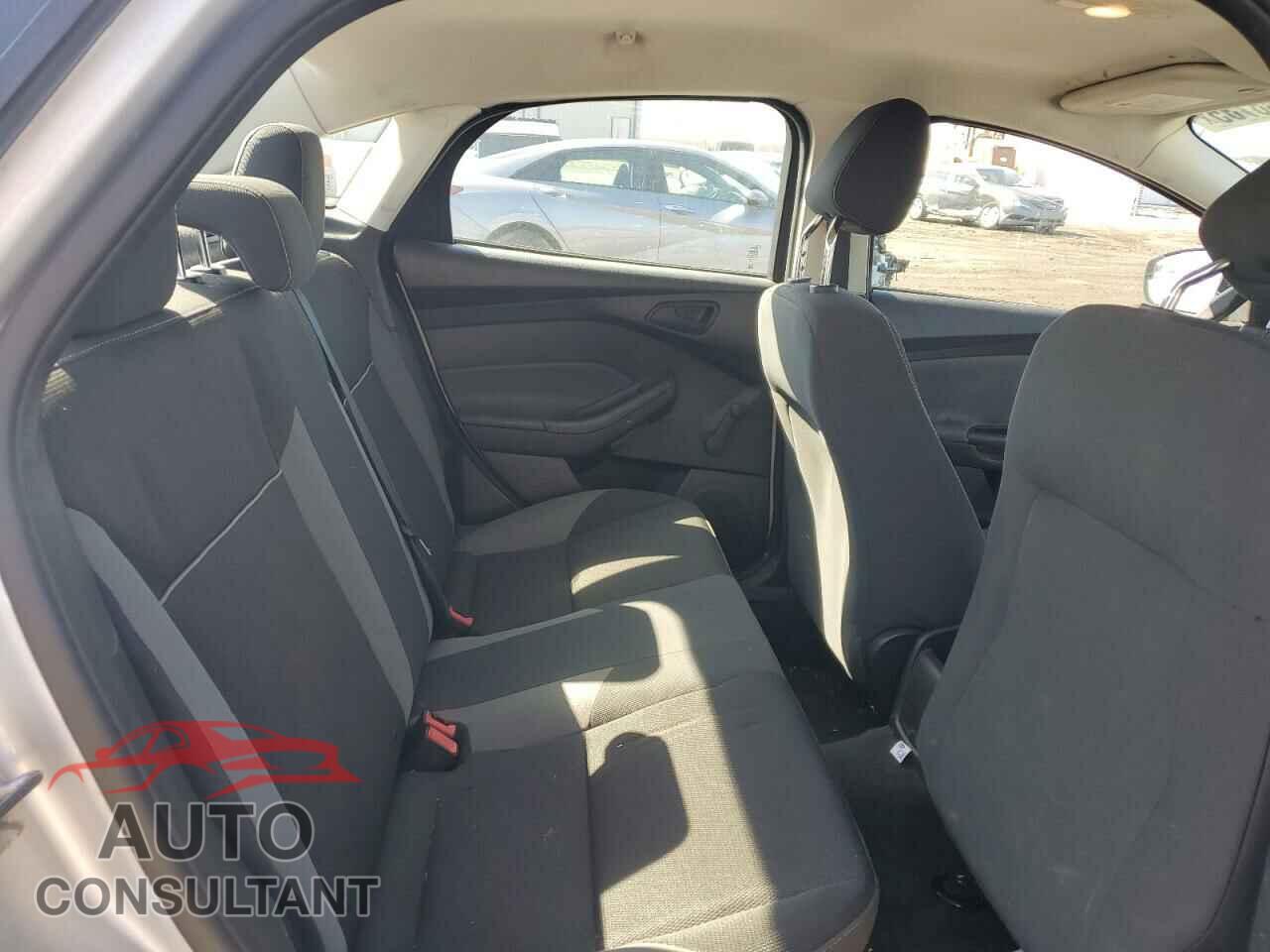 FORD FOCUS 2014 - 1FADP3E23EL346774