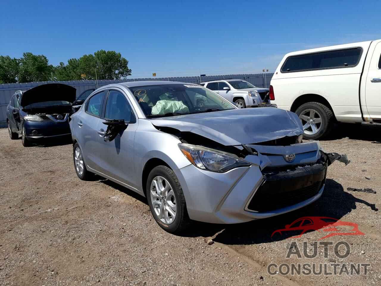 TOYOTA YARIS 2018 - 3MYDLBYV4JY325358