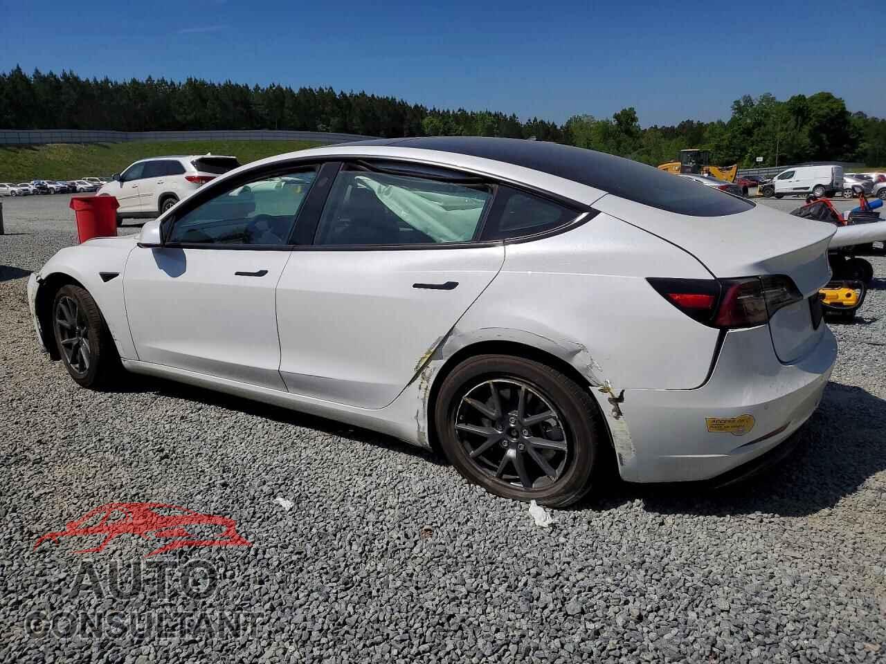 TESLA MODEL 3 2021 - 5YJ3E1EA9MF093971