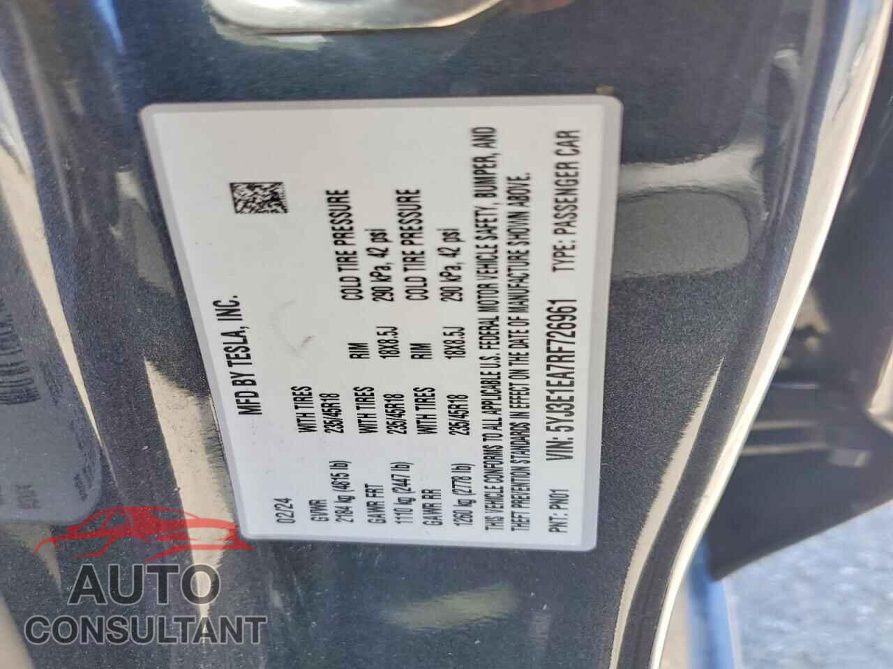 TESLA MODEL 3 2024 - 5YJ3E1EA7RF726961