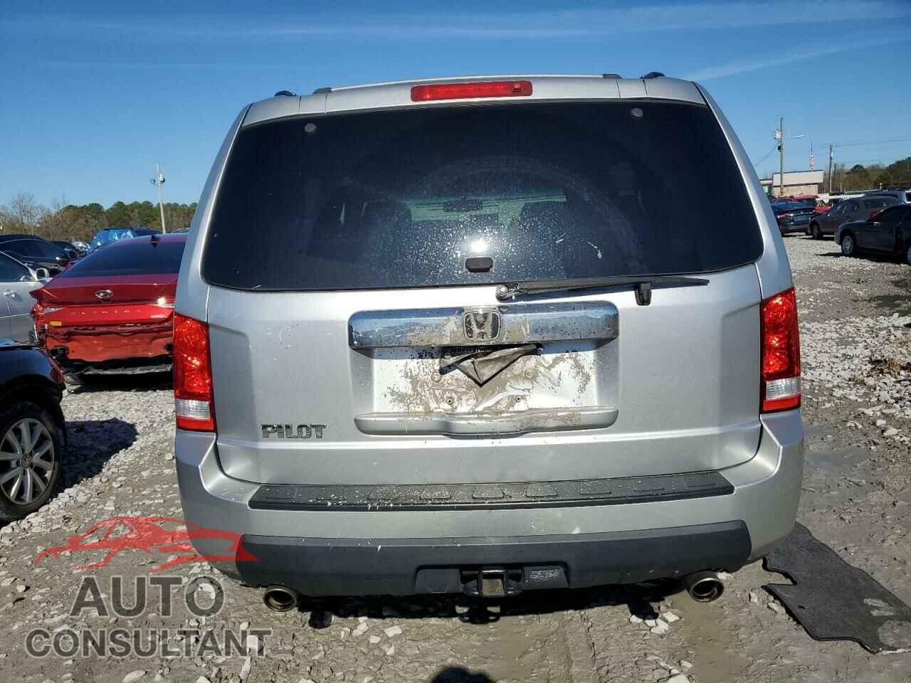 HONDA PILOT 2011 - 5FNYF3H52BB056240