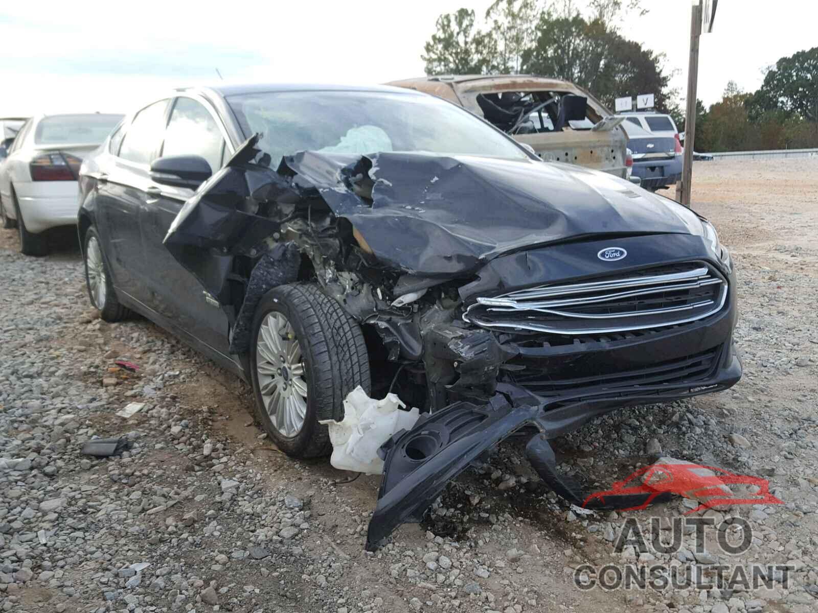 FORD FUSION 2015 - 3FA6P0PUXFR210683