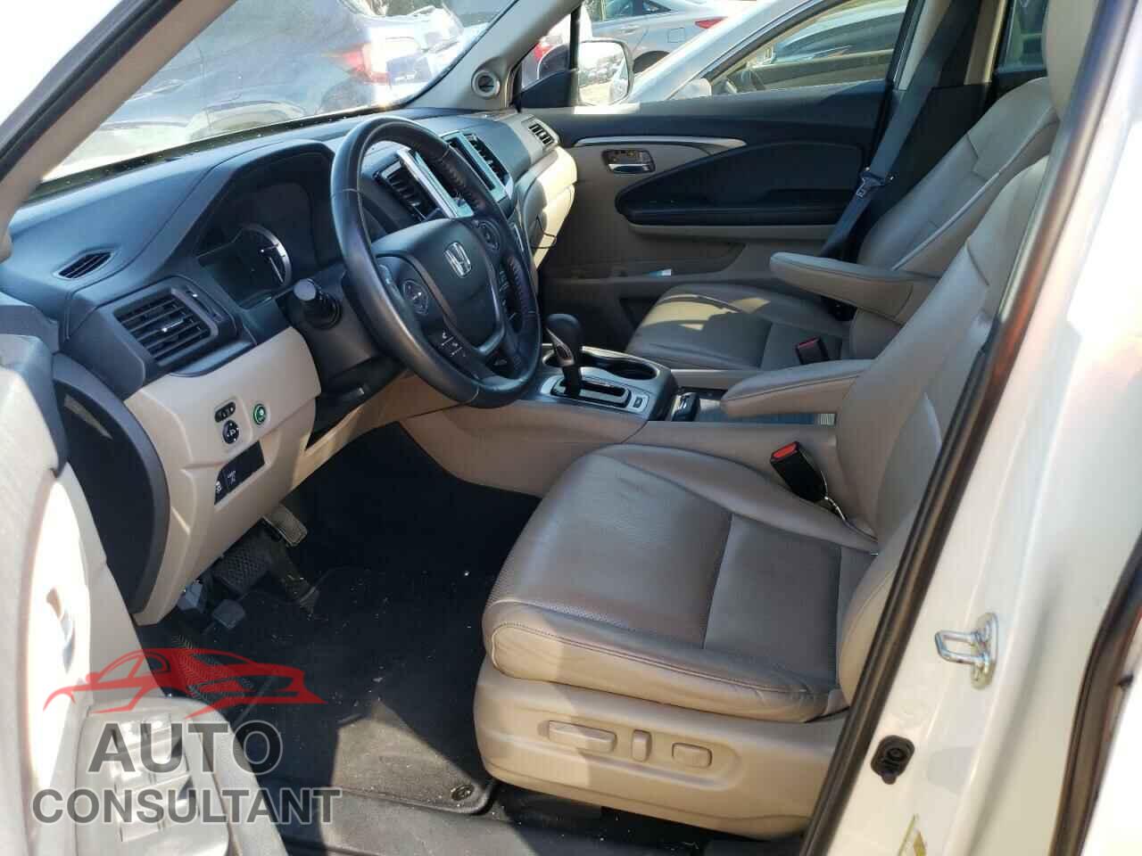 HONDA RIDGELINE 2017 - 5FPYK2F58HB011263