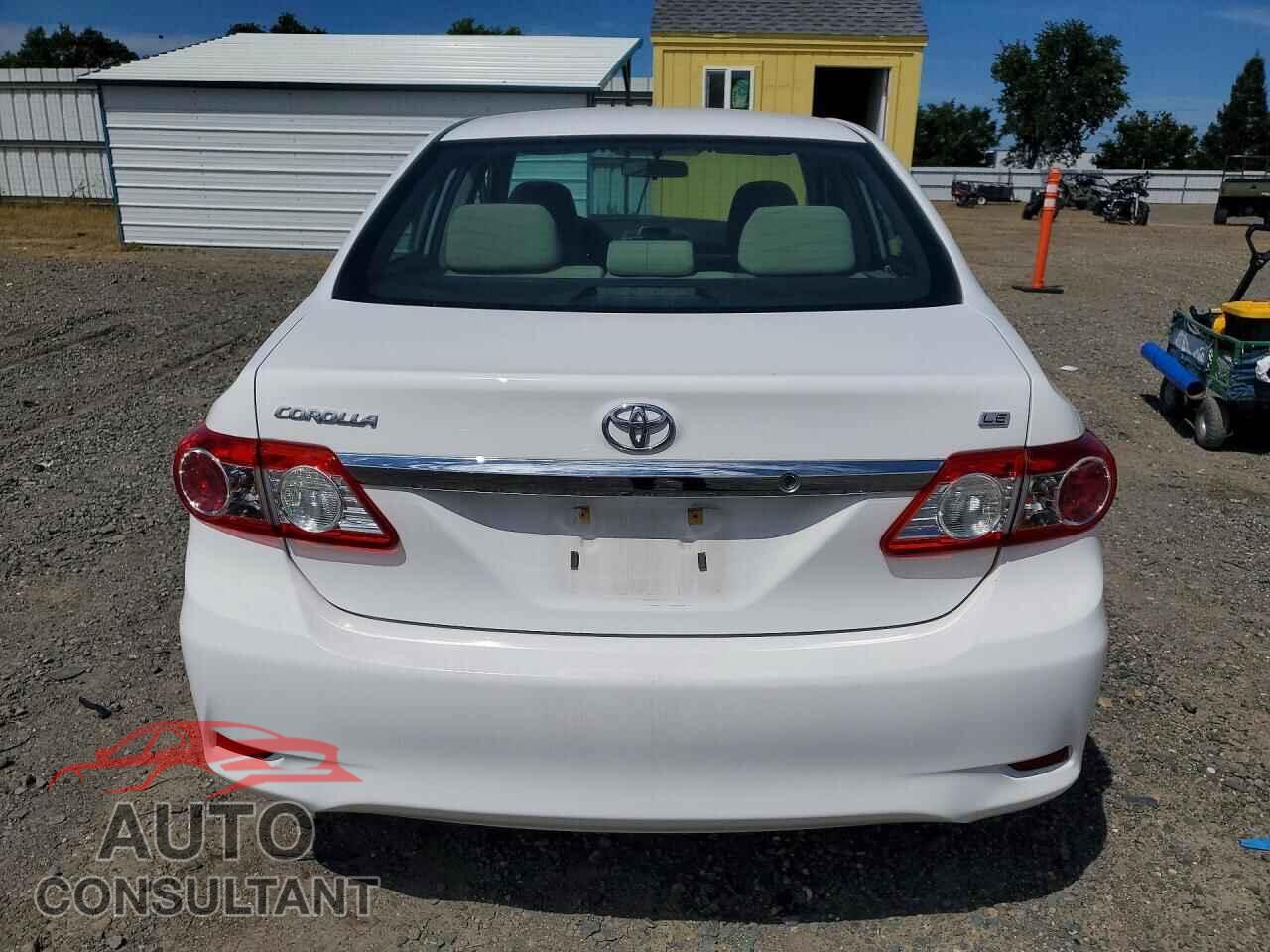 TOYOTA COROLLA 2013 - 2T1BU4EEXDC084672
