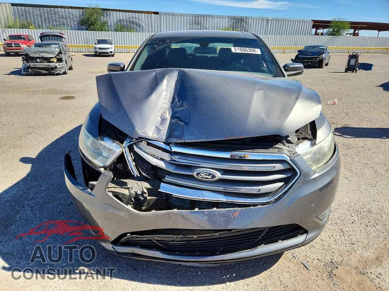 FORD TAURUS 2014 - 1FAHP2E83EG127631