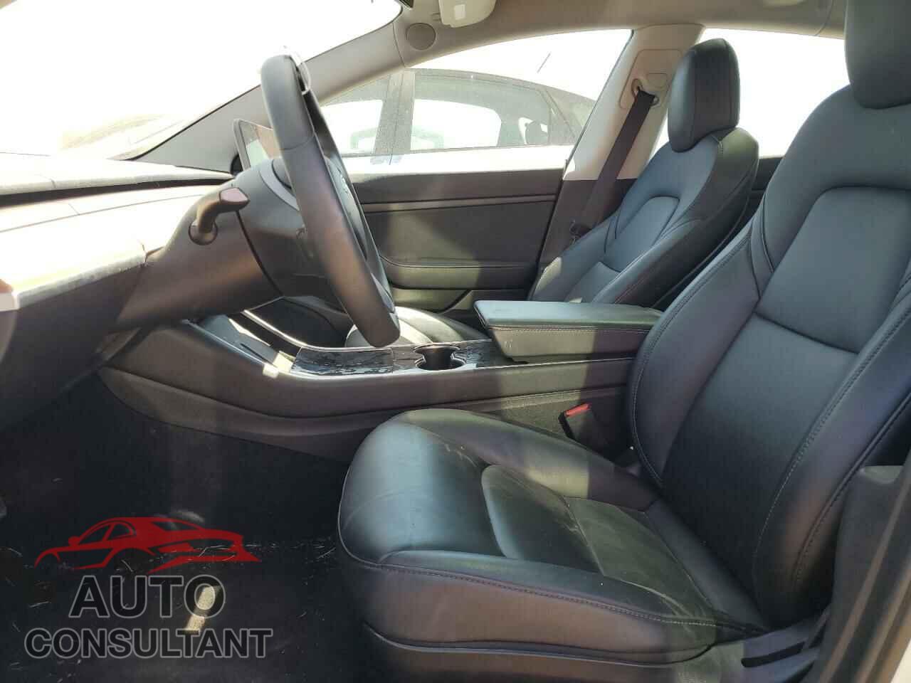 TESLA MODEL 3 2020 - 5YJ3E1EA3LF745921
