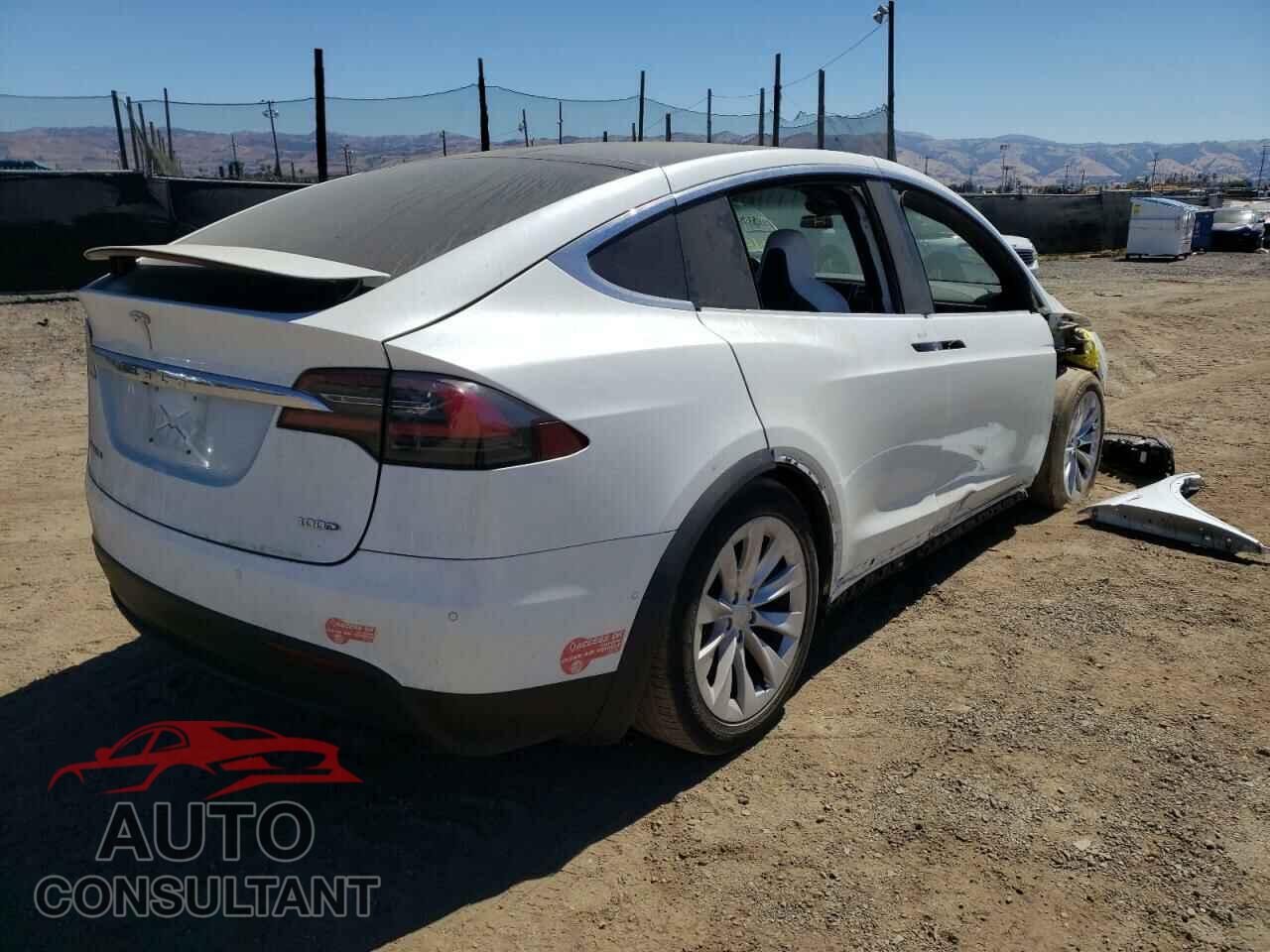TESLA MODEL X 2017 - 5YJXCDE25HF079539
