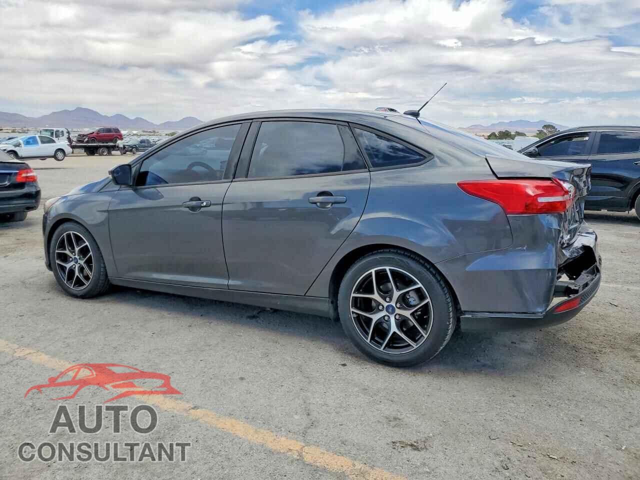 FORD FOCUS 2017 - 1FADP3H28HL314600