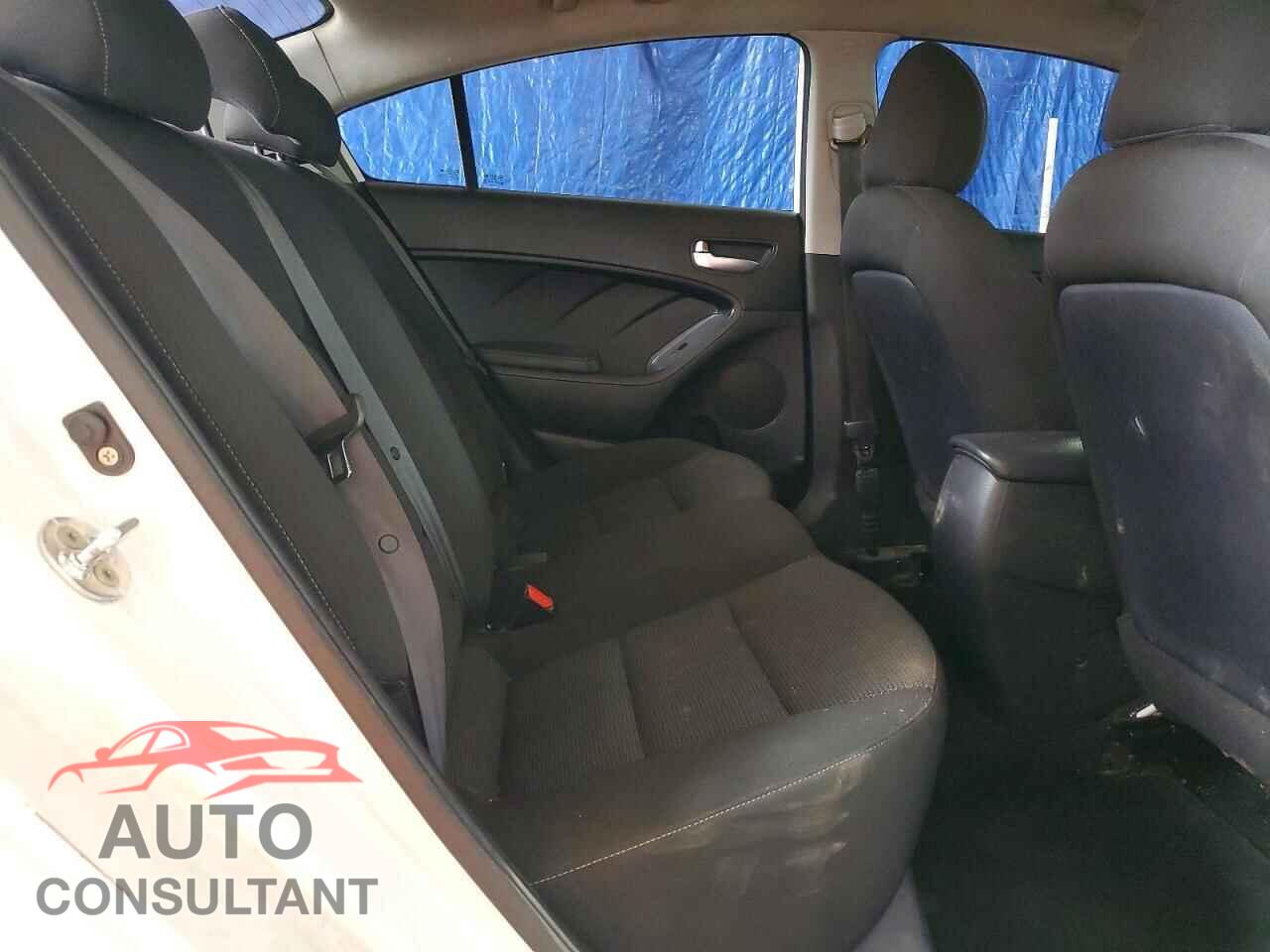 KIA FORTE 2017 - 3KPFK4A76HE046037