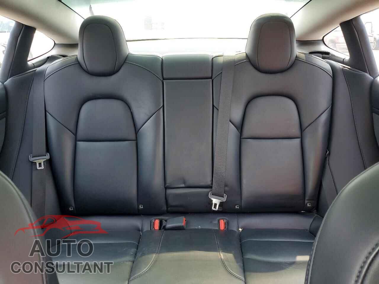 TESLA MODEL 3 2023 - 5YJ3E1EA1PF556674