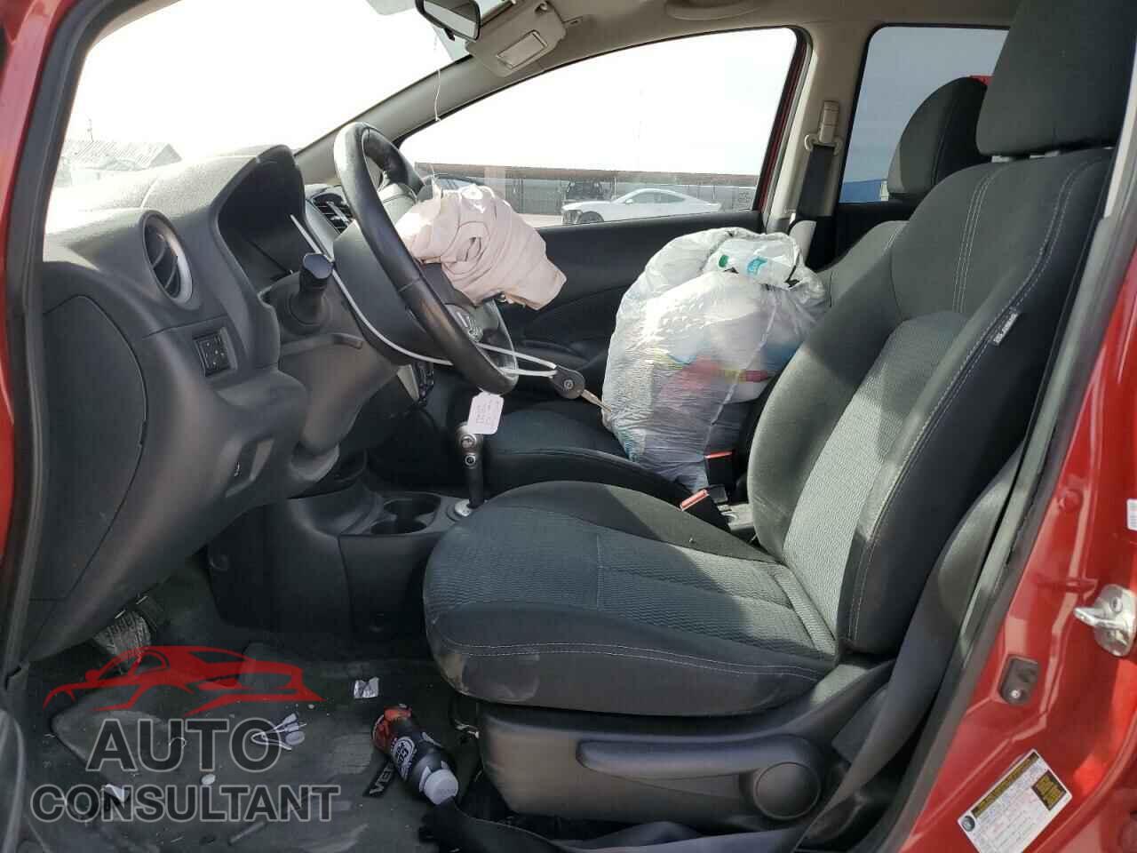 NISSAN VERSA 2015 - 3N1CE2CP4FL363936