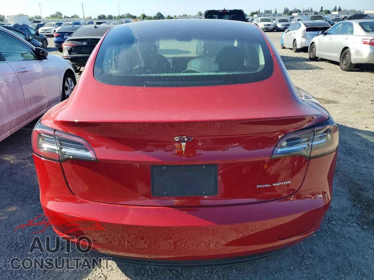TESLA MODEL 3 2019 - 5YJ3E1EB5KF496724
