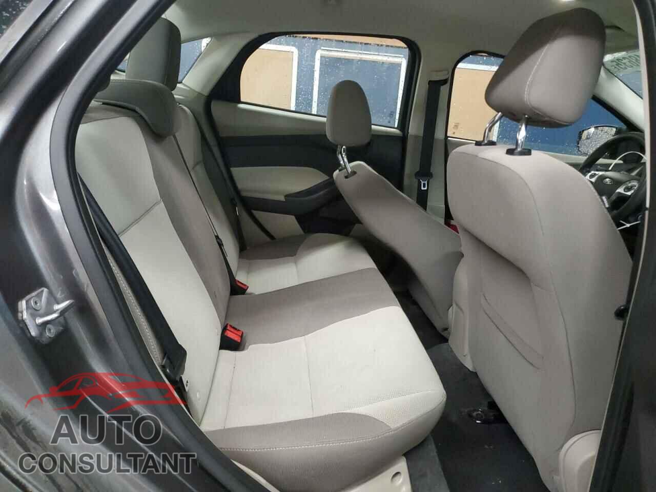 FORD FOCUS 2012 - 1FAHP3F22CL220628
