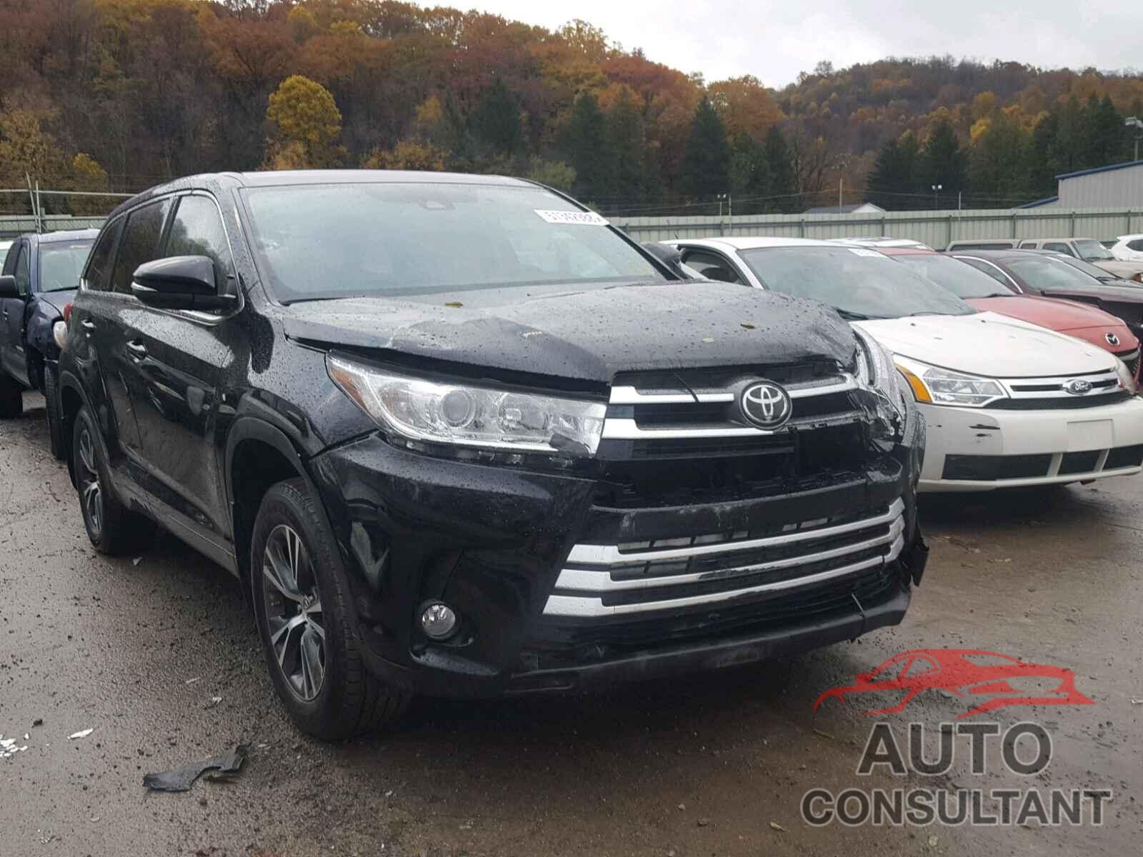 TOYOTA HIGHLANDER 2018 - 5TDBZRFH0JS499087