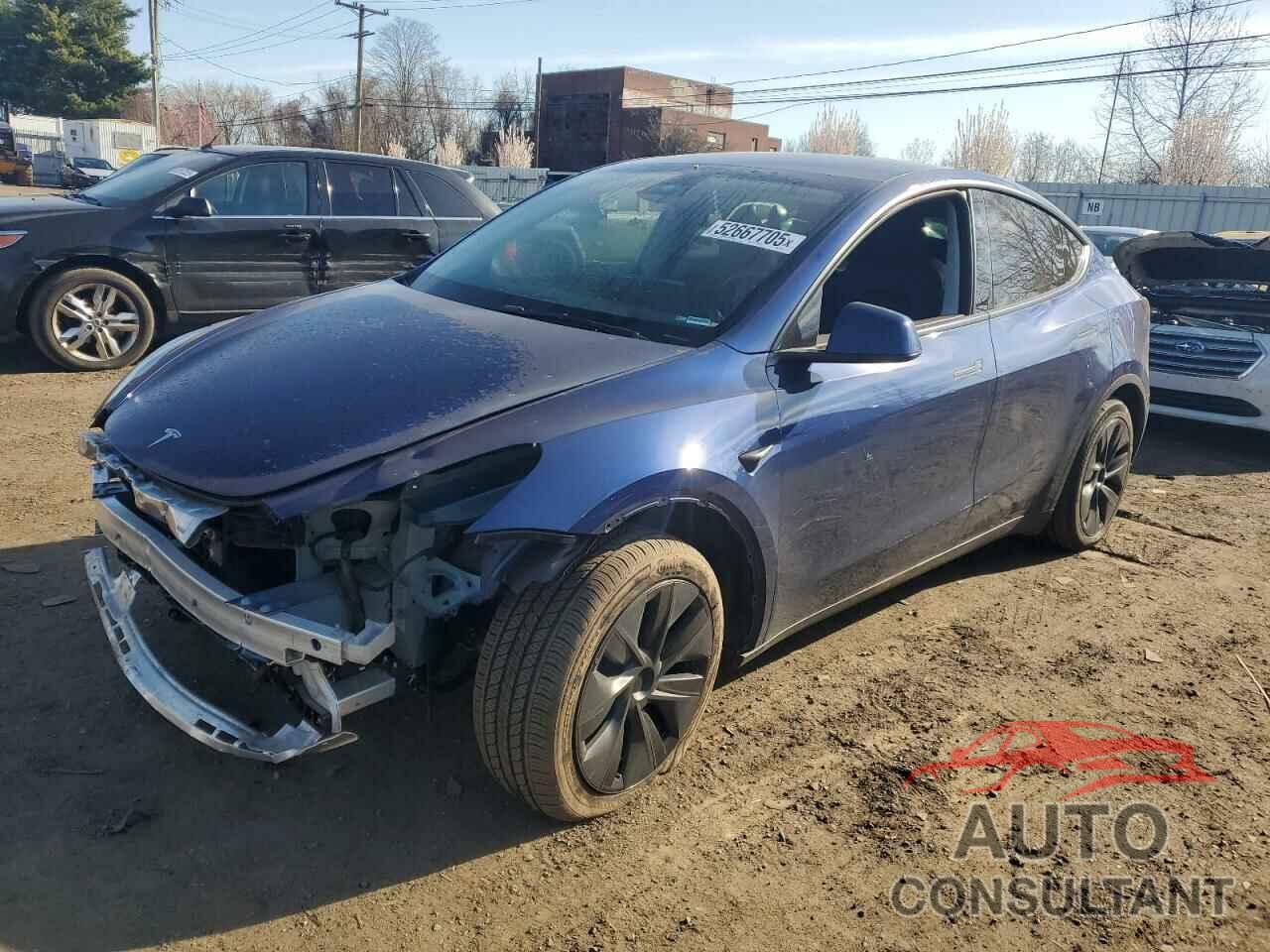 TESLA MODEL Y 2025 - 7SAYGDEE3SA350639