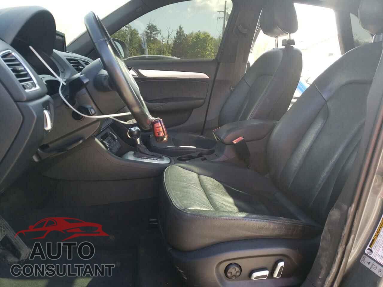 AUDI Q3 2016 - WA1EFCFS3GR014246