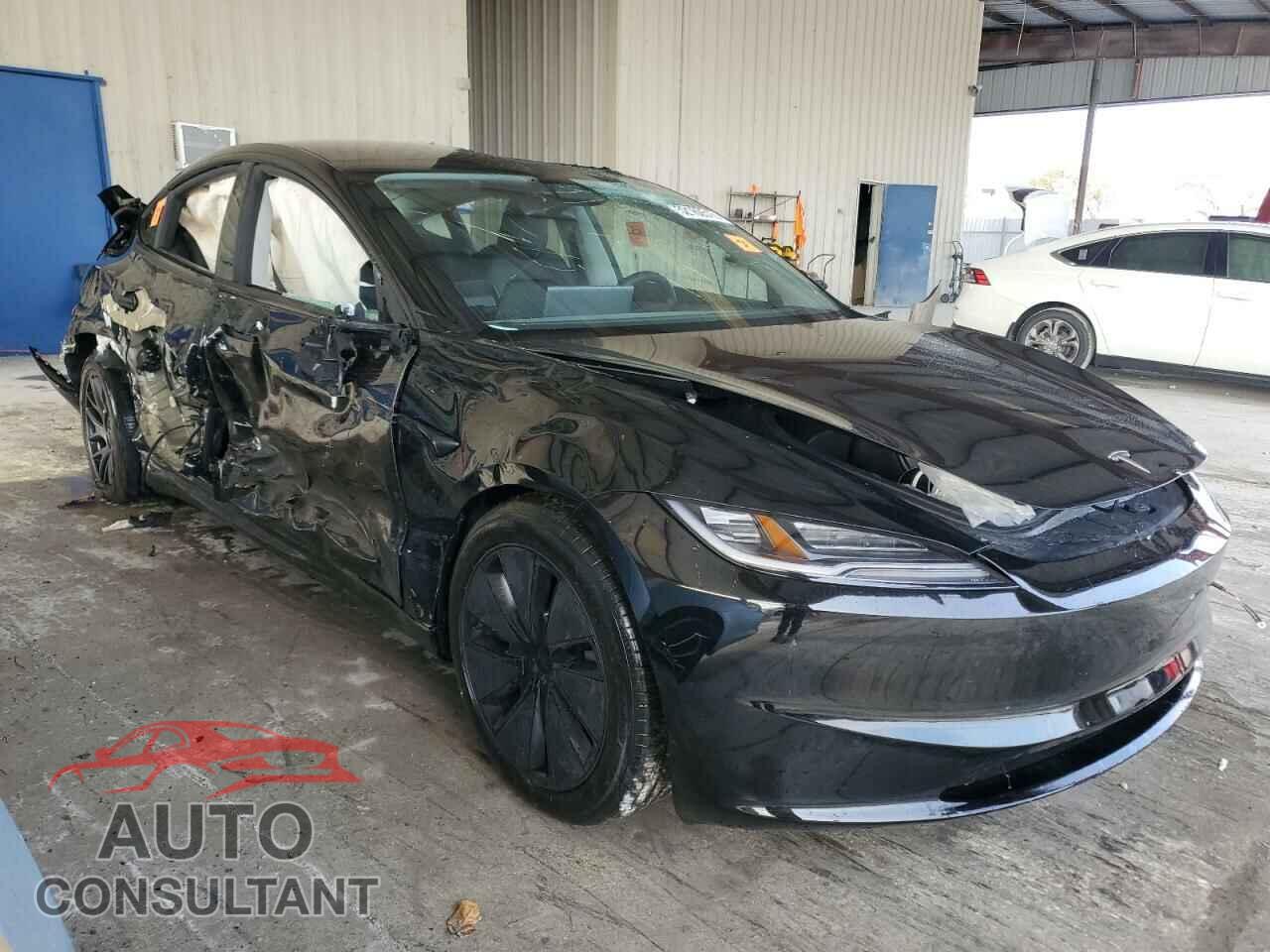 TESLA MODEL 3 2025 - 5YJ3E1EA9SF910465