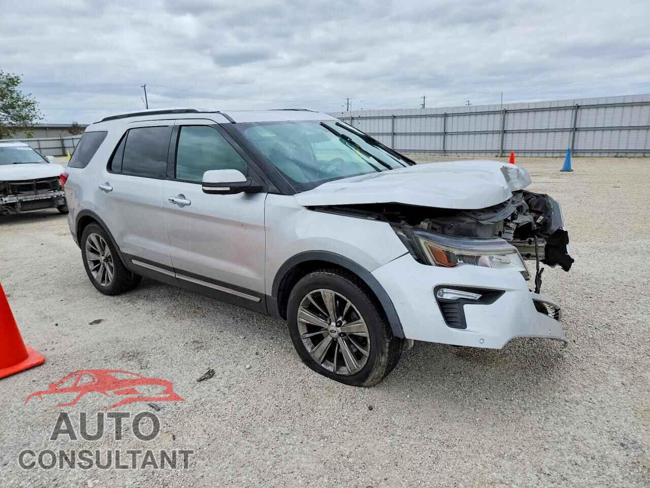 FORD EXPLORER 2018 - 1FM5K7F84JGA82079