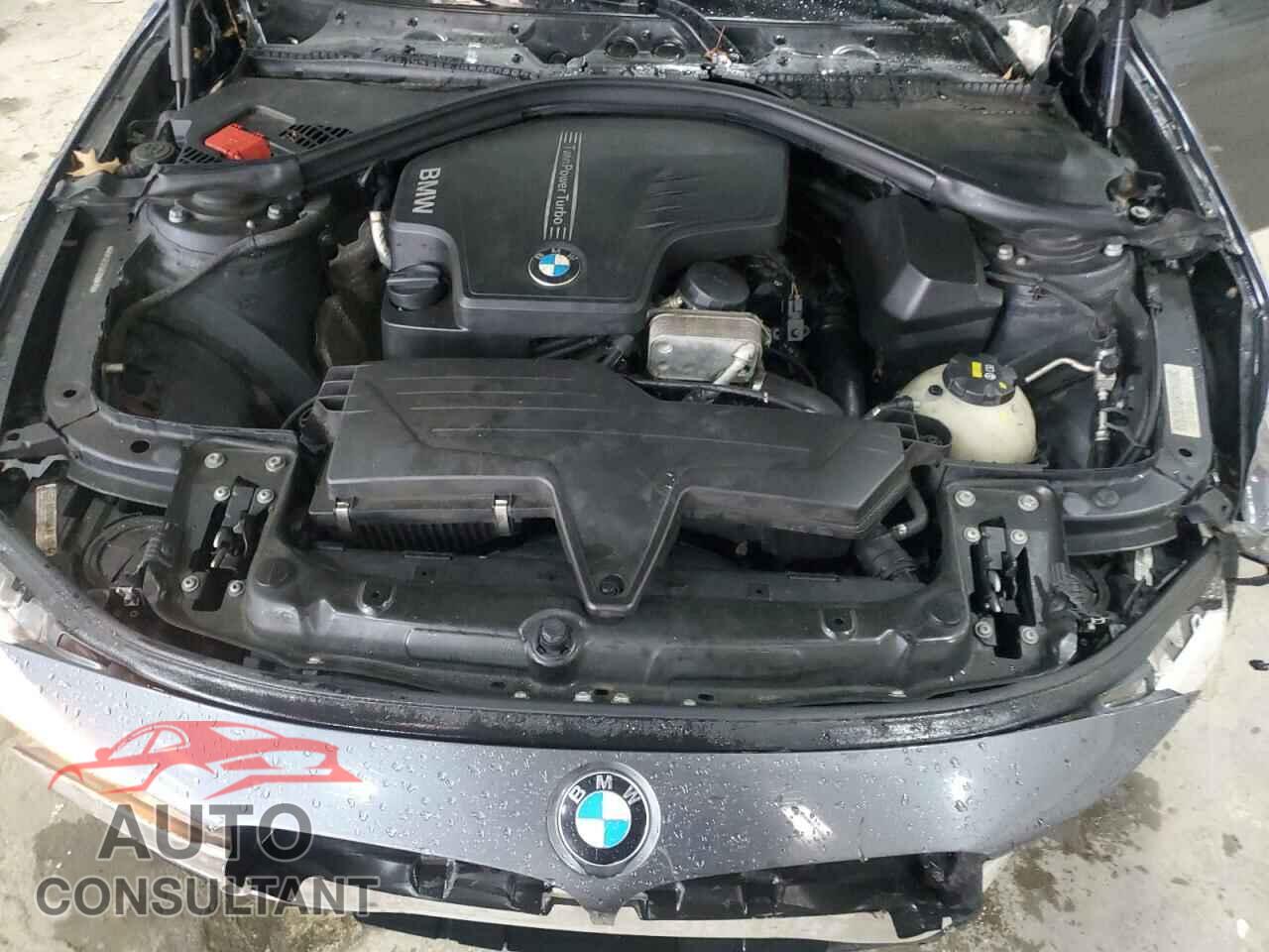 BMW 3 SERIES 2015 - WBA3C3C52FK200479