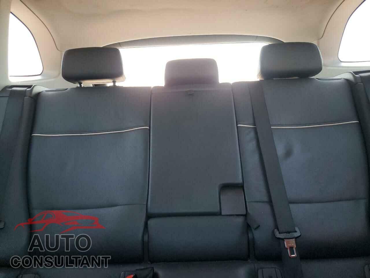 BMW X1 2014 - WBAVM1C59EVW50475