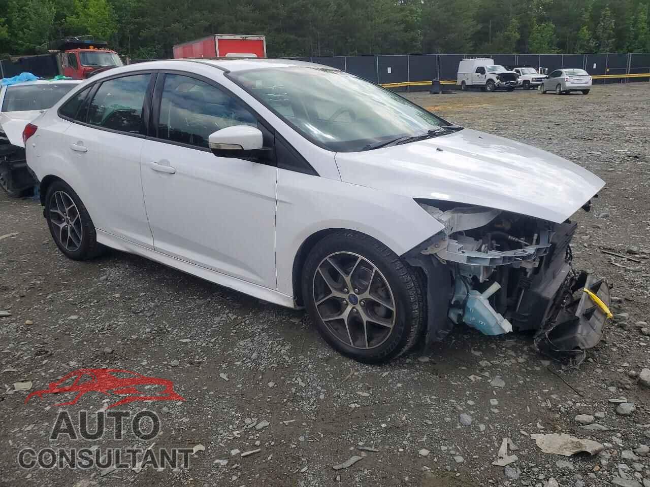 FORD FOCUS 2015 - 1FADP3F2XFL360722