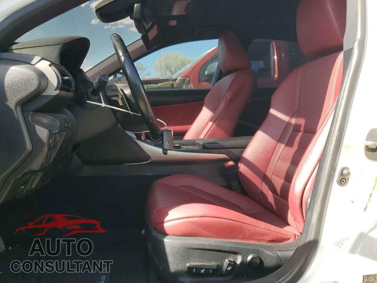 LEXUS IS 2017 - JTHBA1D20H5043242