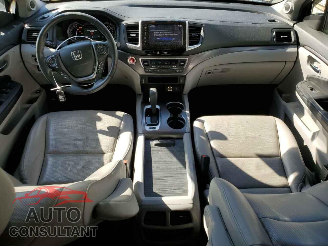 HONDA RIDGELINE 2017 - 5FPYK2F62HB011056