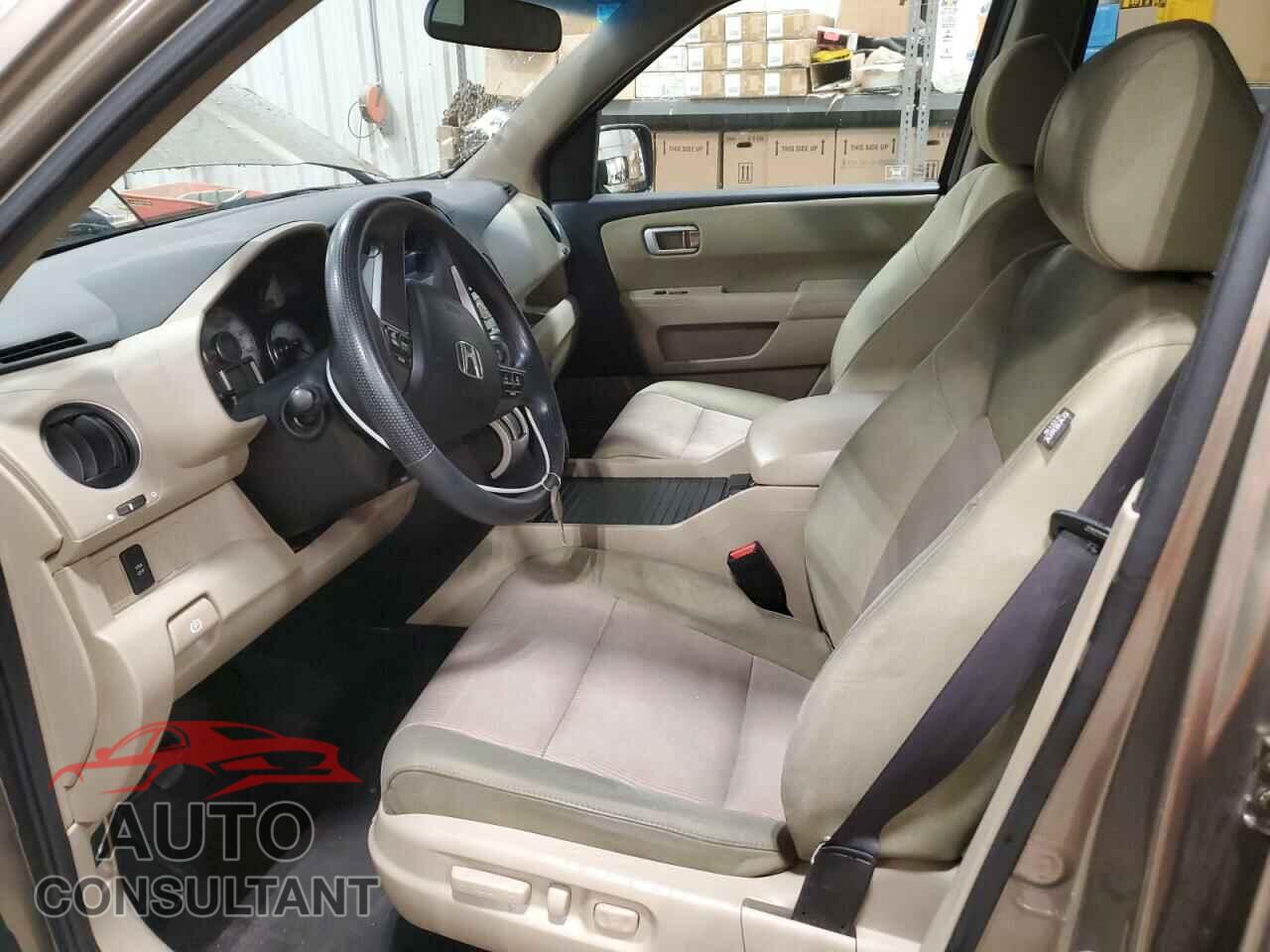 HONDA PILOT 2011 - 5FNYF4H44BB080620