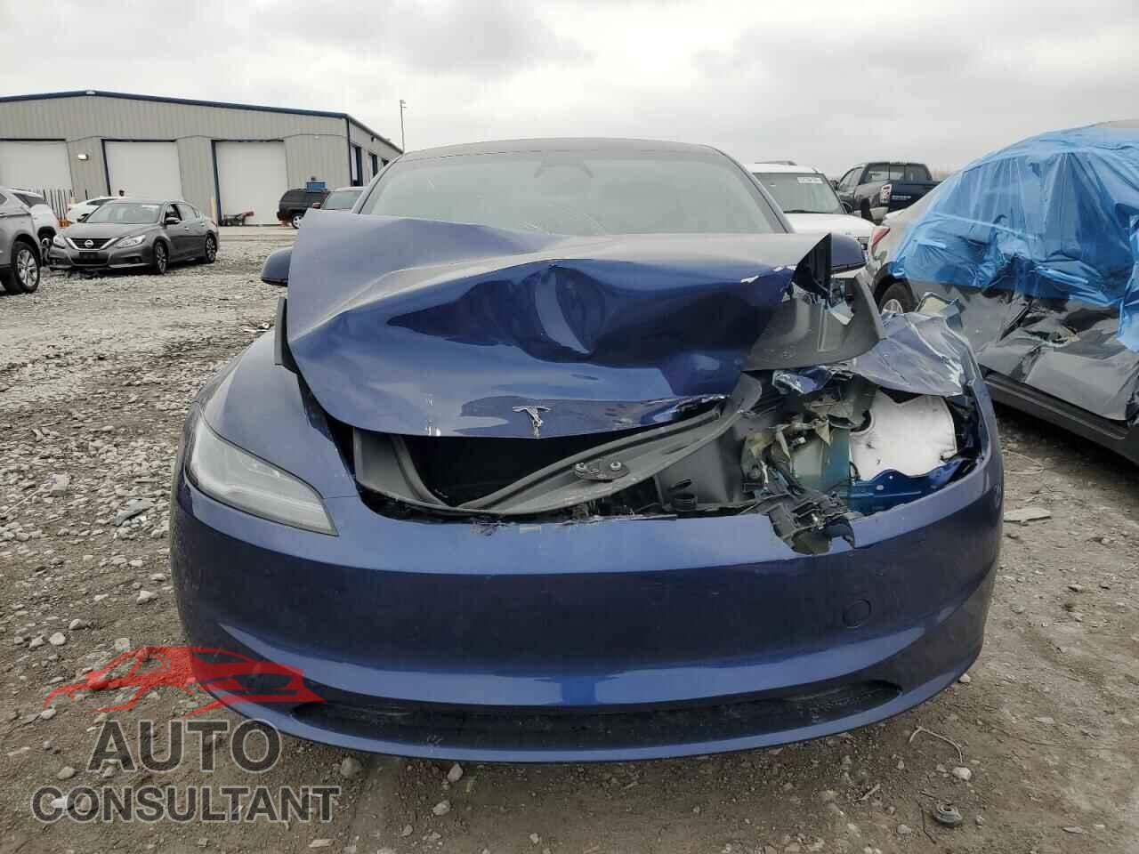 TESLA MODEL 3 2024 - 5YJ3E1EB8RF790368