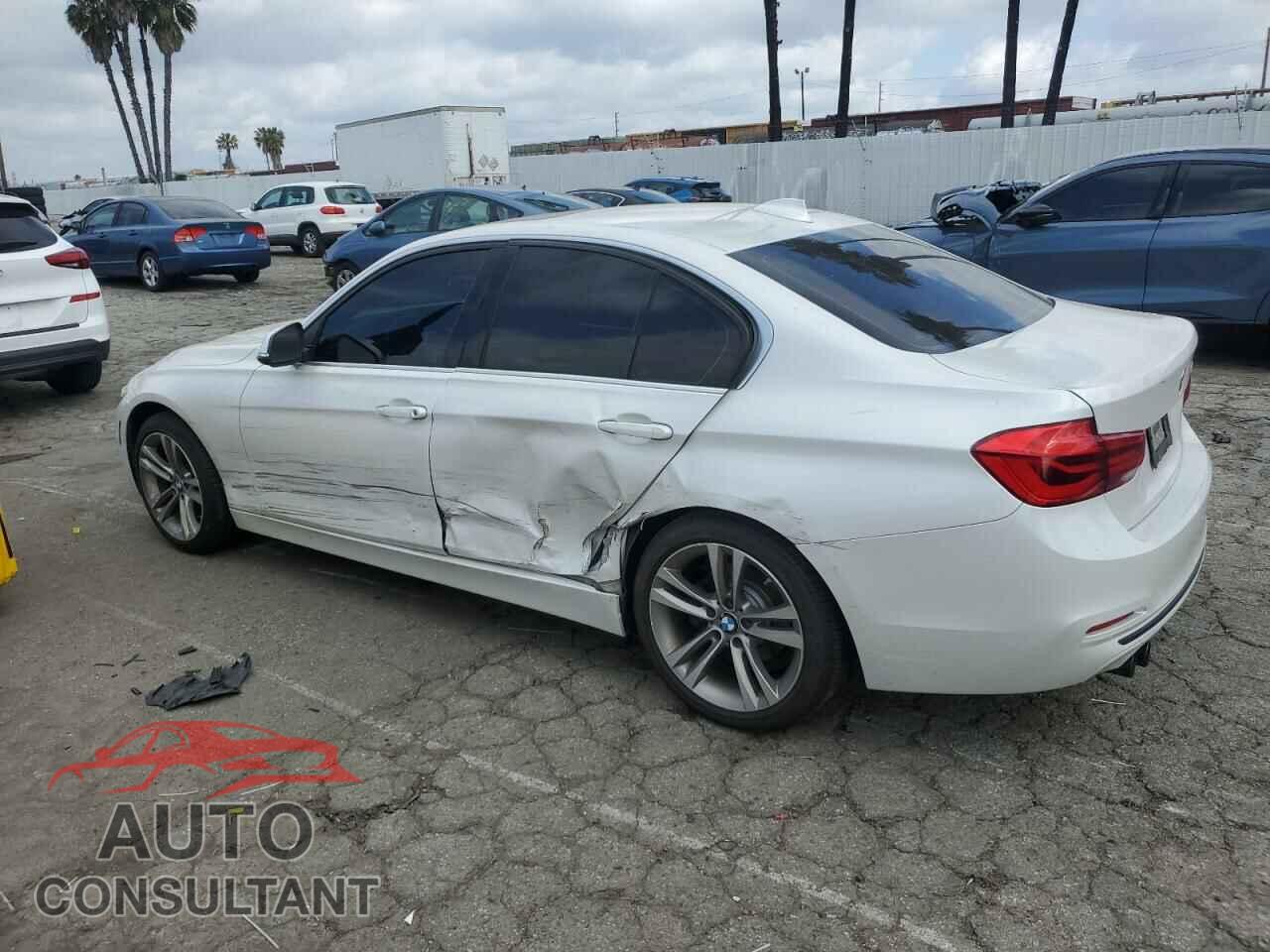 BMW 3 SERIES 2018 - WBA8B9C50JEE82451