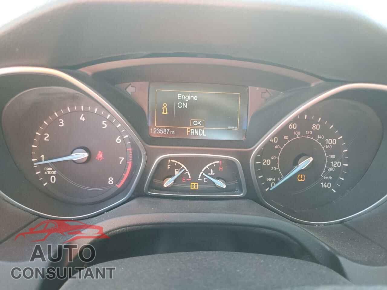 FORD FOCUS 2015 - 1FADP3K20FL306996