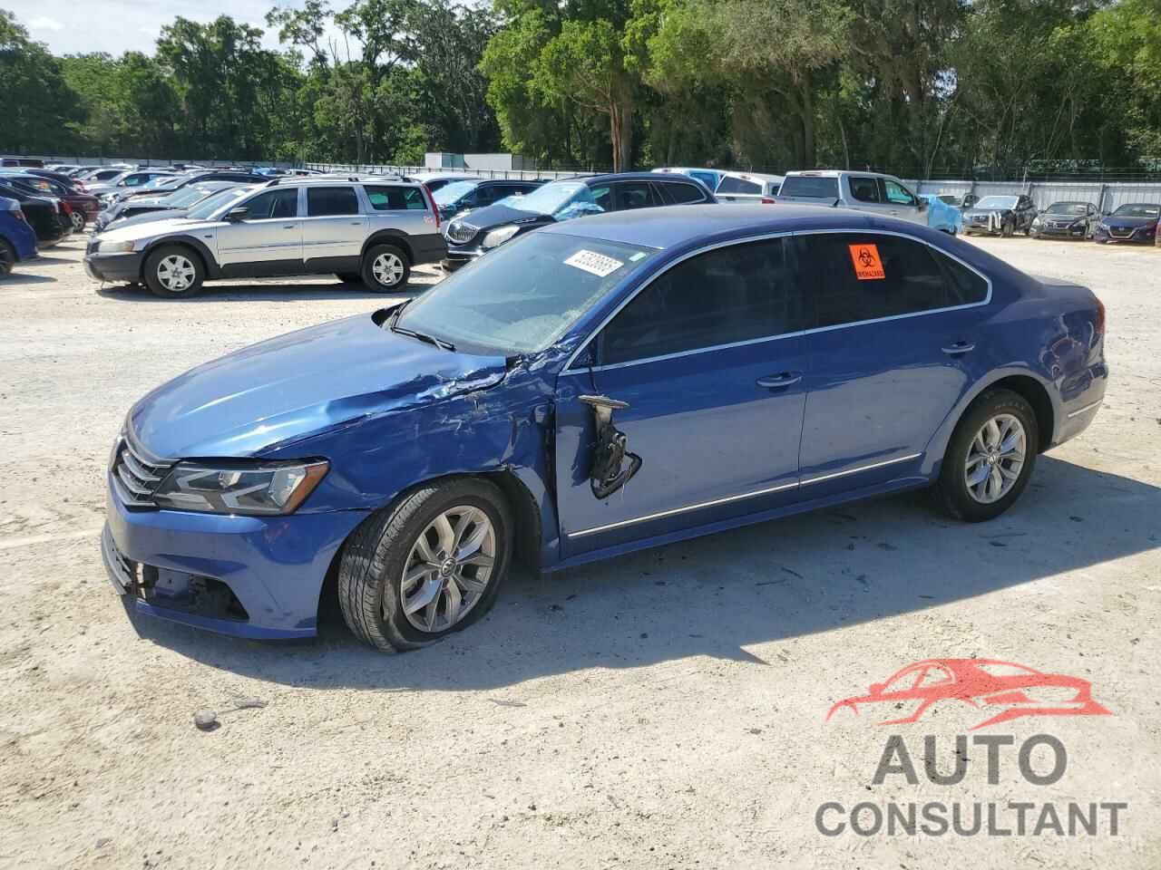 VOLKSWAGEN PASSAT 2017 - 1VWAT7A35HC011693