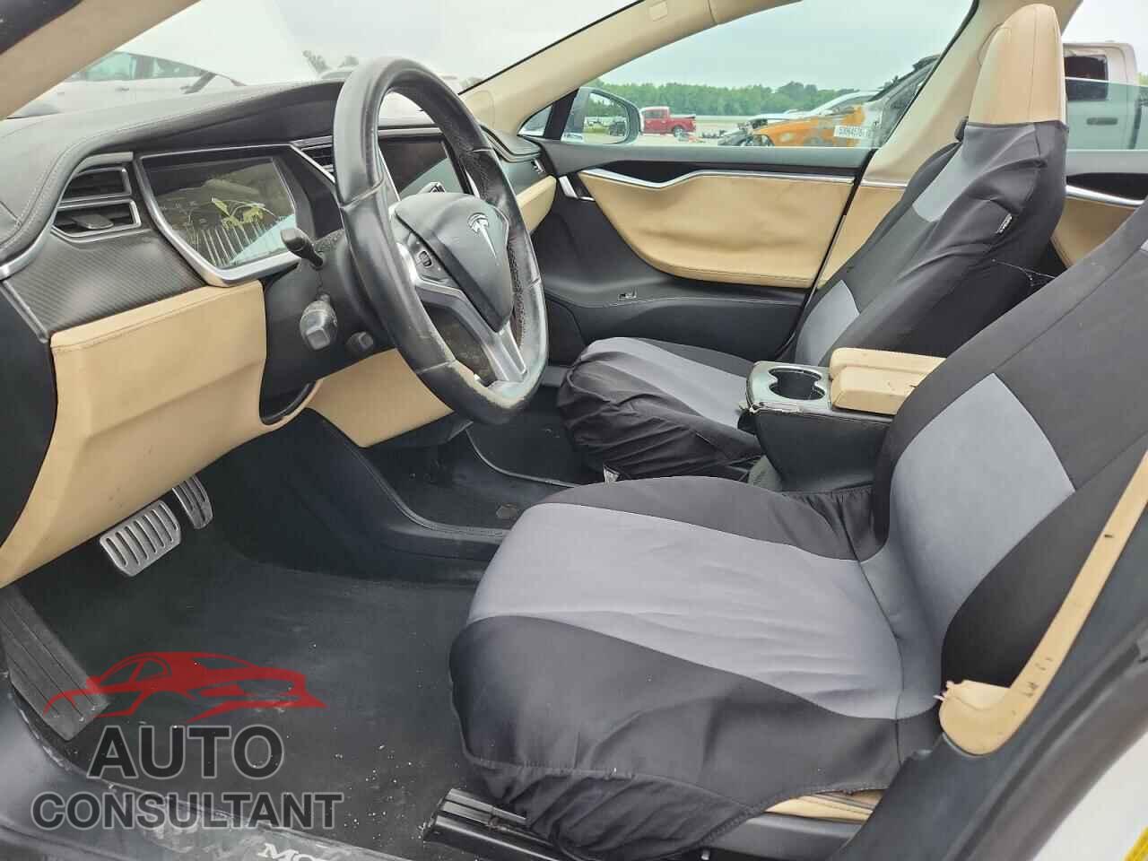 TESLA MODEL S 2013 - 5YJSA1CP0DFP24928