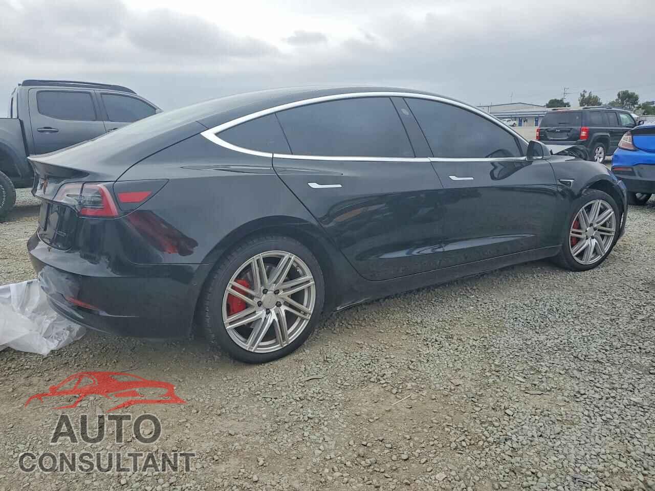 TESLA MODEL 3 2018 - 5YJ3E1EBXJF187670