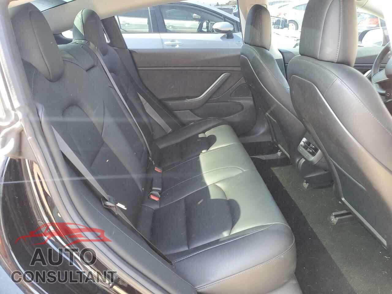 TESLA MODEL 3 2018 - 5YJ3E1EA3JF095534
