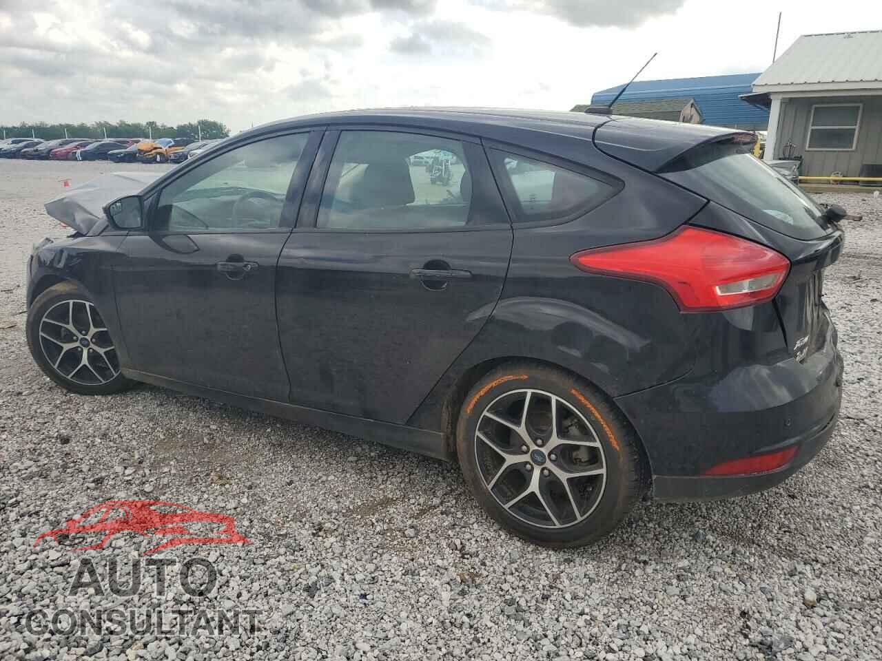 FORD FOCUS 2017 - 1FADP3M29HL345988