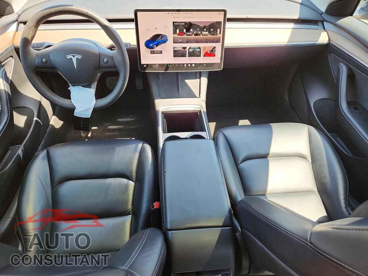 TESLA MODEL 3 2022 - 5YJ3E1EA5NF369872