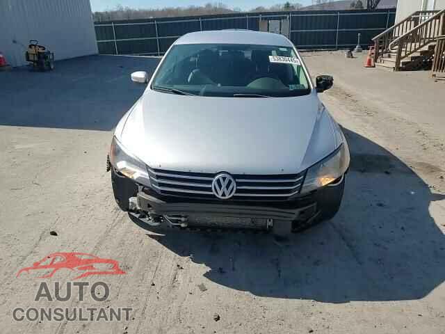VOLKSWAGEN PASSAT 2014 - 1VWAP7A35EC002167